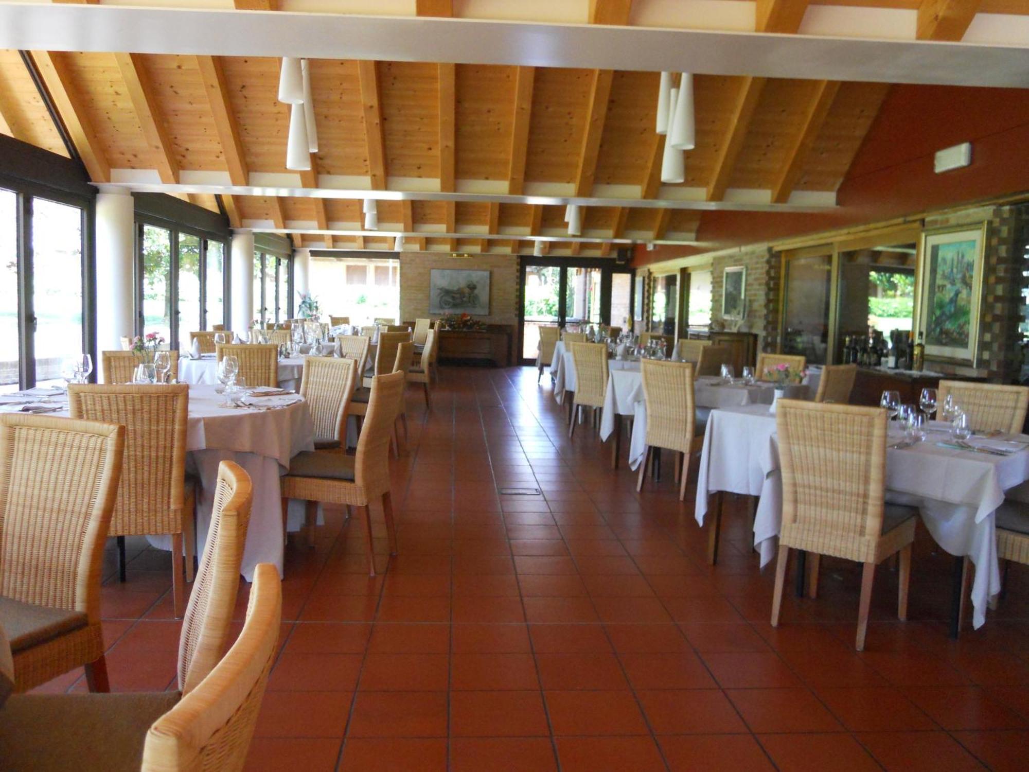 Hotel Del Parco Ristorante Loris Pieve di Soligo Exterior foto